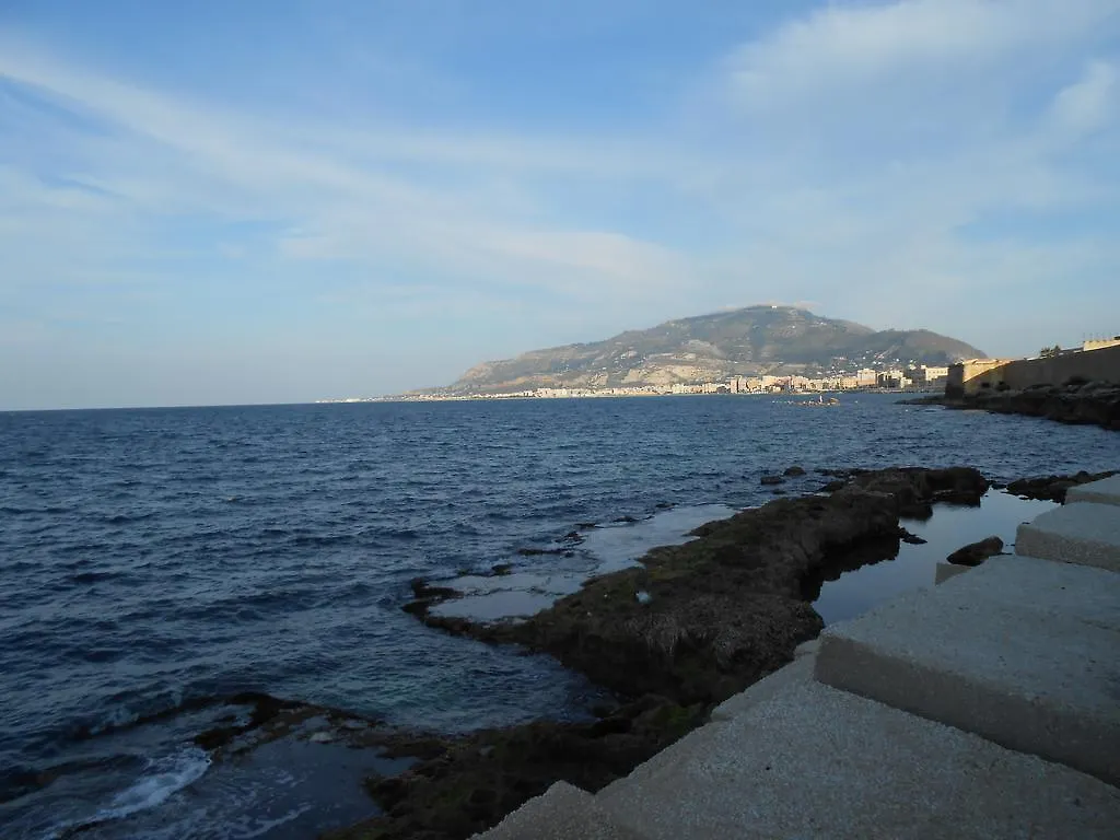 Apartment Appartamento Eleodoro Trapani